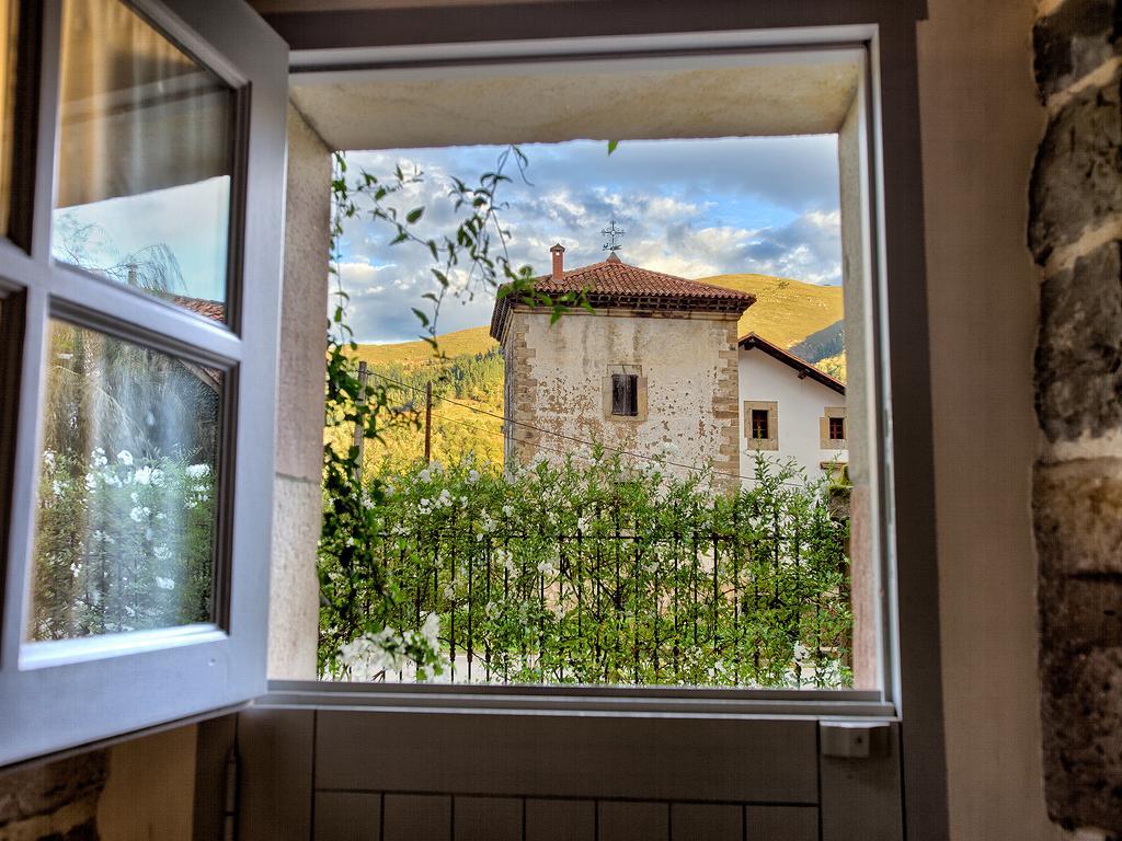 La Curva De María Hostal Terán Exterior foto